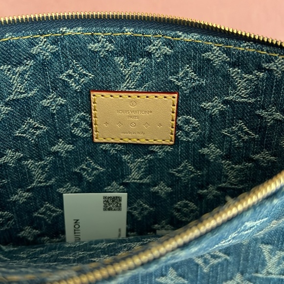Louis Vuitton Denim New Pouch without strap — limited edition and sold out - Picture 4 of 7